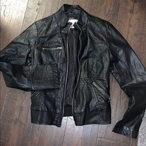 Size medium leather jacket!